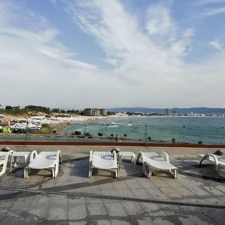 Апартамент У Моря В К-С Paradiso В Г. Несебър Apartment Ngoại thất bức ảnh